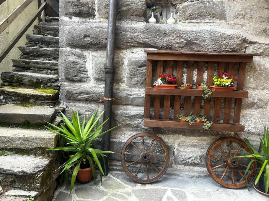 Casa Vacanze La Torre Malonno Esterno foto