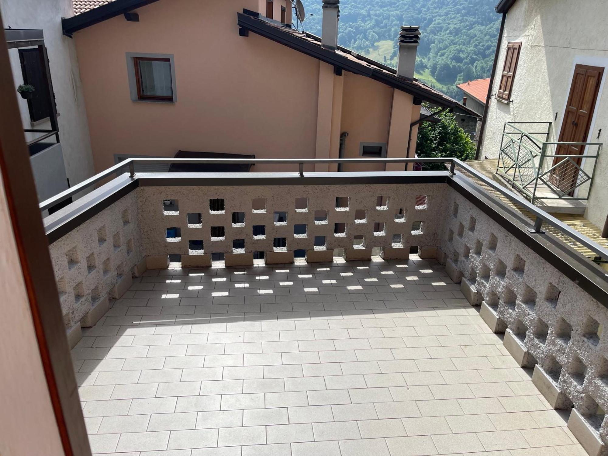 Casa Vacanze La Torre Malonno Esterno foto
